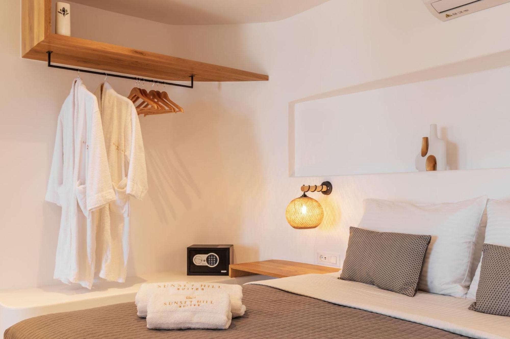 Sunset Hill Suites Mykonos Town Exterior photo